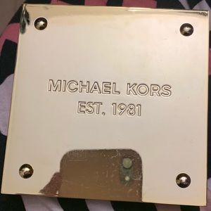 Micheal Kors Bronze powder